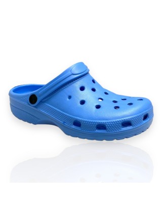 Γυναικεία crocs σε μπλέ χρώμα Famous