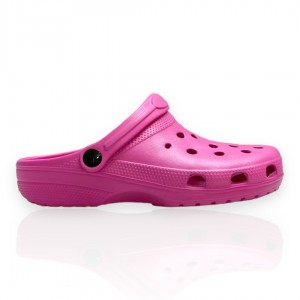 Γυναικεία crocs σε ροζ χρώμα Famous