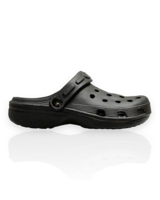 Γυναικεία crocs σε μαύρο χρώμα Famous