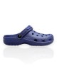 Γυναικεία crocs σε μπλέ χρώμα Famous