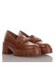 Κροκό Chunky Loafers Camel Famous