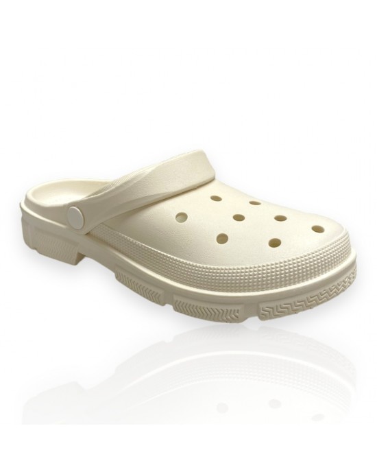 Γυναικεία crocs σε λευκό χρώμα Famous